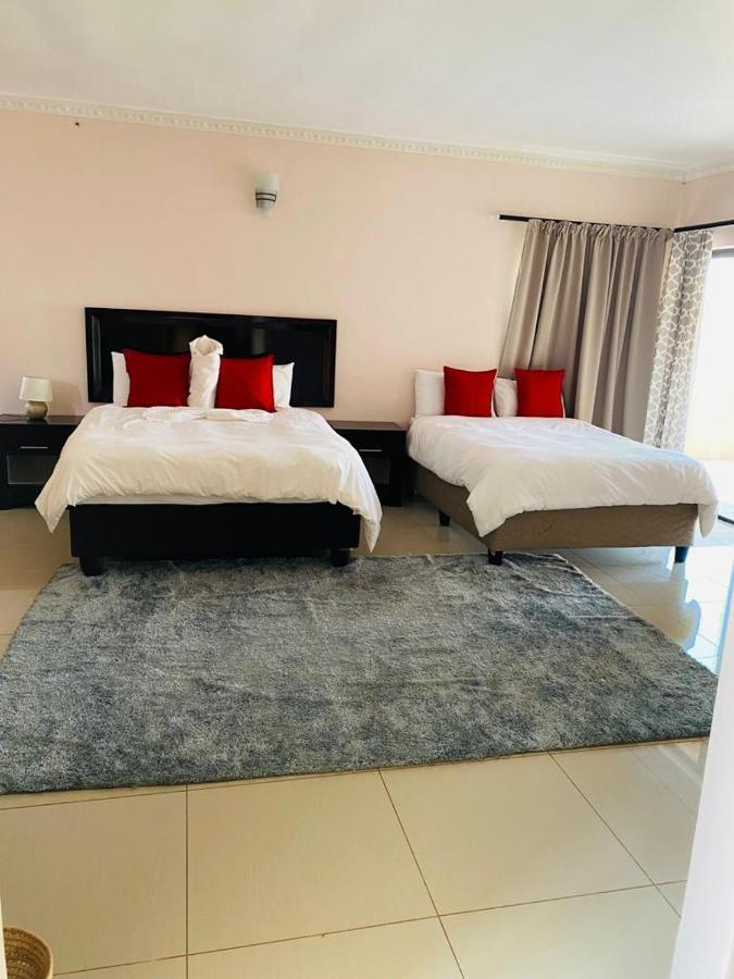Styled Bed And Breakfast Palapye Екстериор снимка
