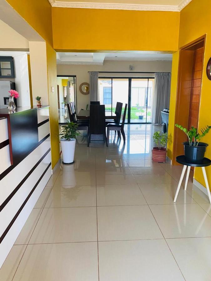 Styled Bed And Breakfast Palapye Екстериор снимка